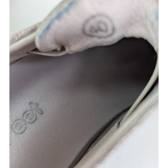 Fred Segal Feet Silver Leather Pointed Womens Size 40 US 9 Slip On Sneaker Shoe - Picture 9 of 10